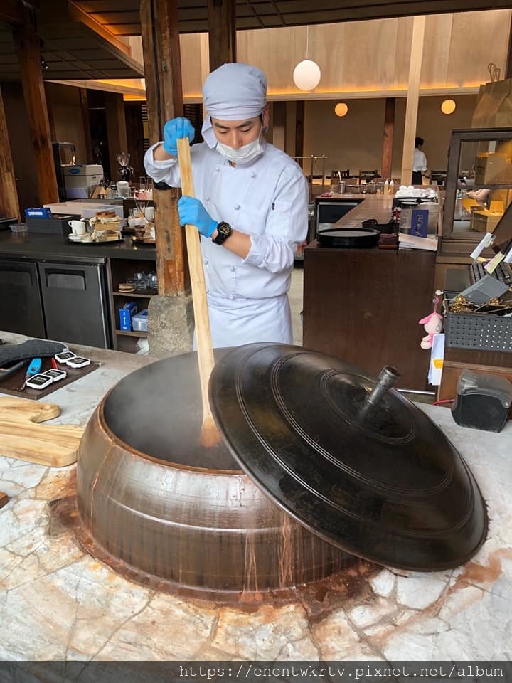 【首爾益善洞美食丨首爾自由行】首爾美食推薦。蒸籠麵包、小麥吐
