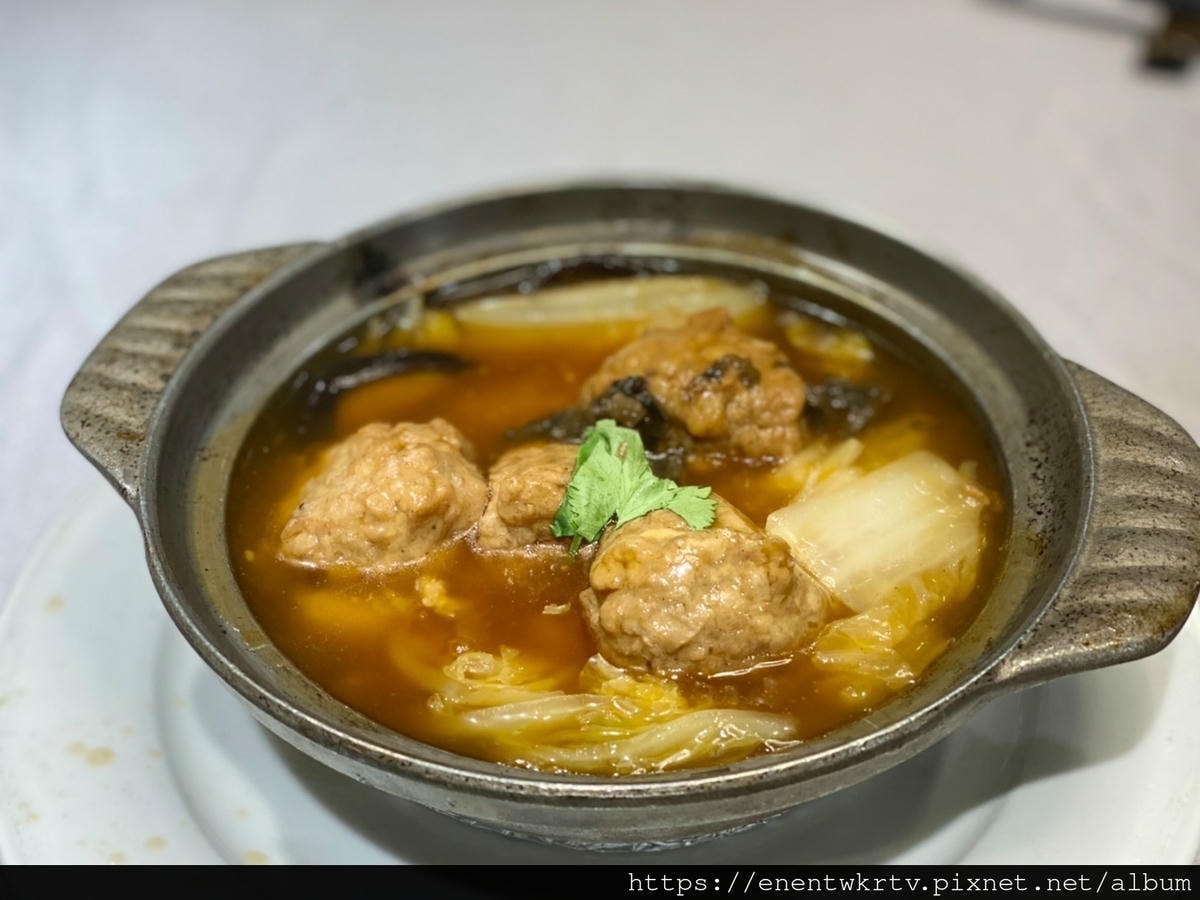 【台北美食】禪風茶樓丨超越米其林的蔬食餐廳,以茶會江浙菜,中 【台北美食】禪風茶樓丨超越米其林的蔬食餐廳,以茶會江浙菜,中