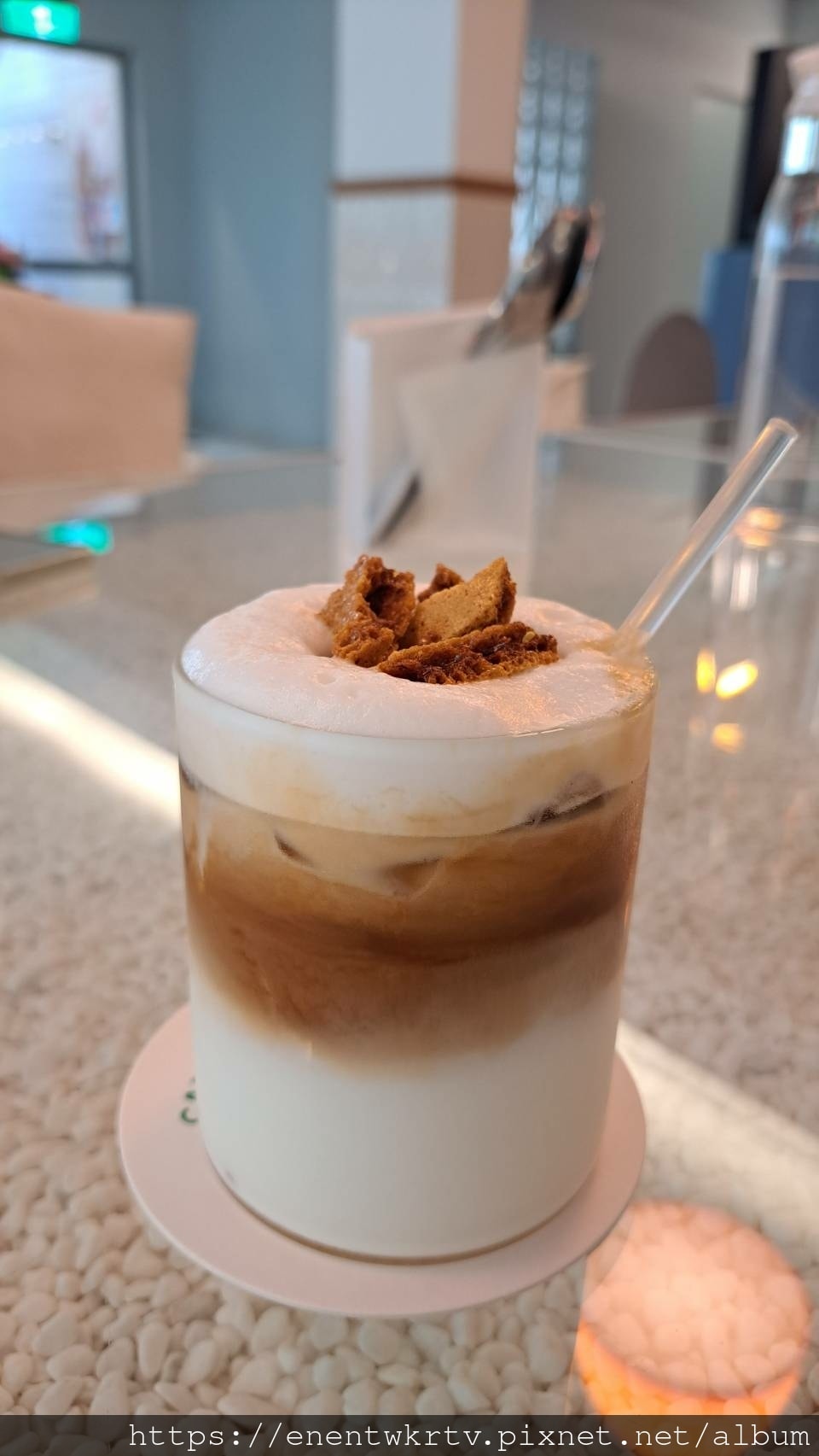 Cafejiasong咖央|隱身在東區巷弄二樓的韓系網美咖啡 Cafejiasong咖央|隱身在東區巷弄二樓的韓系網美咖啡