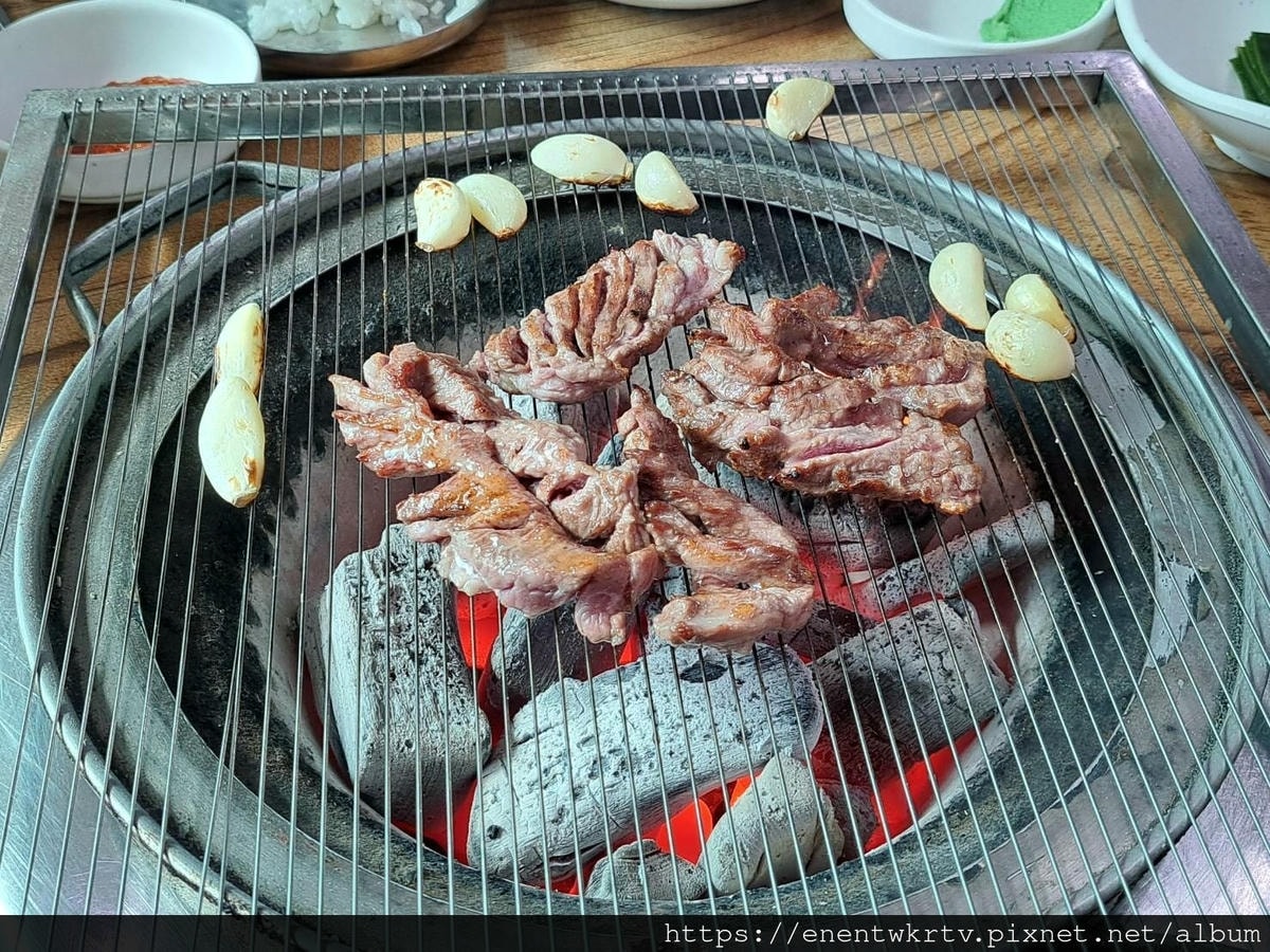 【釜山自由行丨釜山美食推薦】부산갈매기釜山知名烤肉，排隊名店