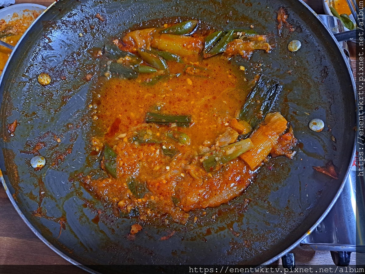 【韓國美食。首爾市廳美食推薦】豐年辣雞湯풍년닭도리탕丨韓國電