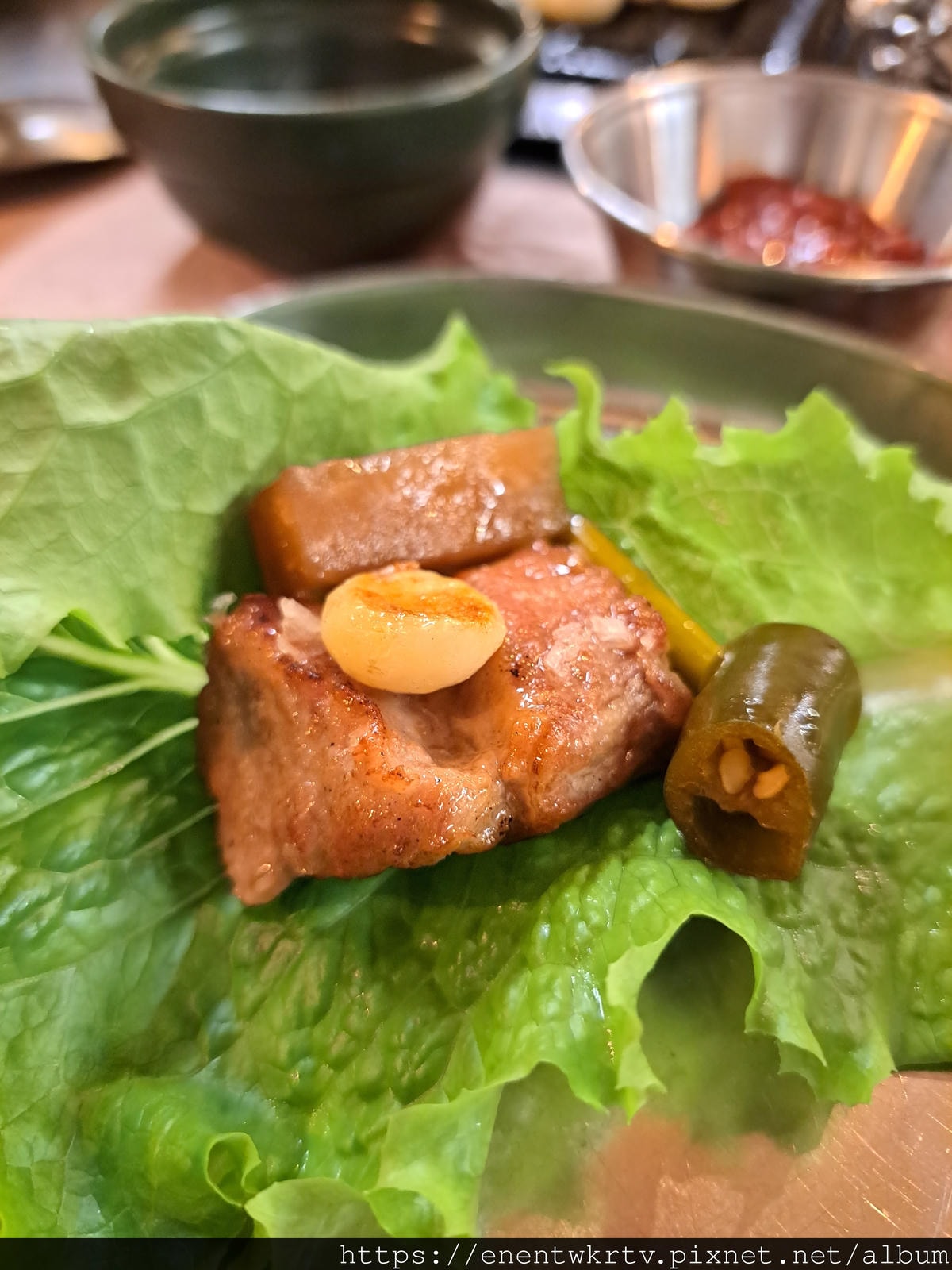 【韓國美食。首爾】金豬食堂금돼지식당丨韓國米其林推薦的人氣烤