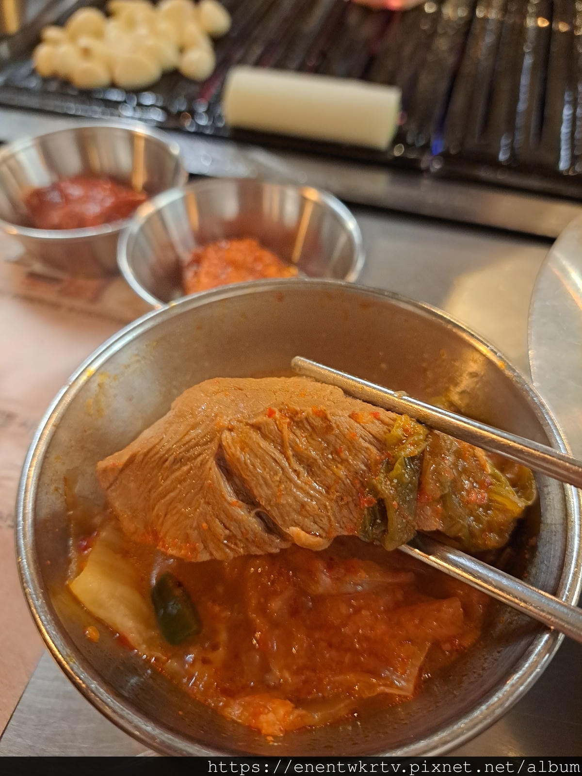 【韓國美食。首爾】金豬食堂금돼지식당丨韓國米其林推薦的人氣烤