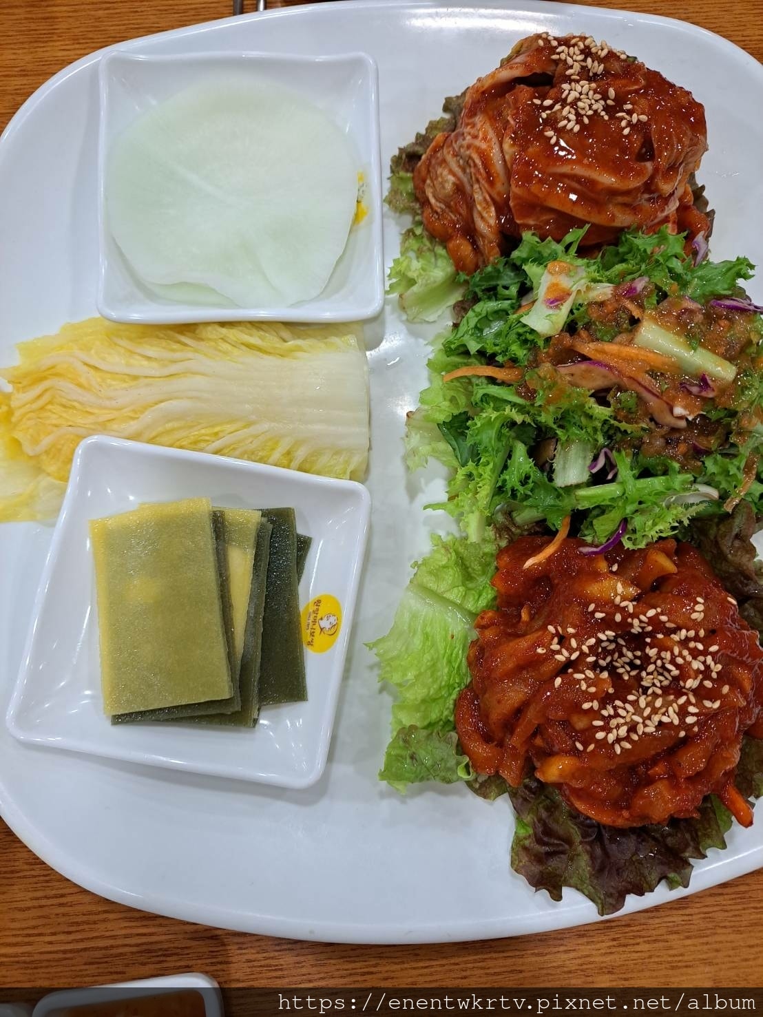 【韓國美食】元祖奶奶生菜包肉豬腳 원할머니보쌈족발丨生菜包肉