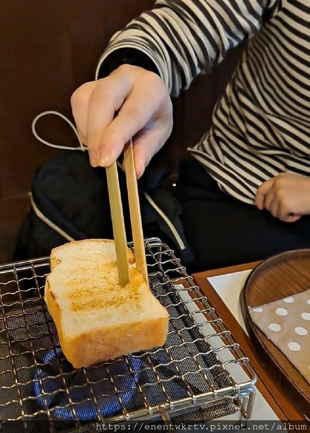 【首爾咖啡廳】韓網激推弘大咖啡廳Moment coffee 【首爾咖啡廳】韓網激推弘大咖啡廳Moment coffee
