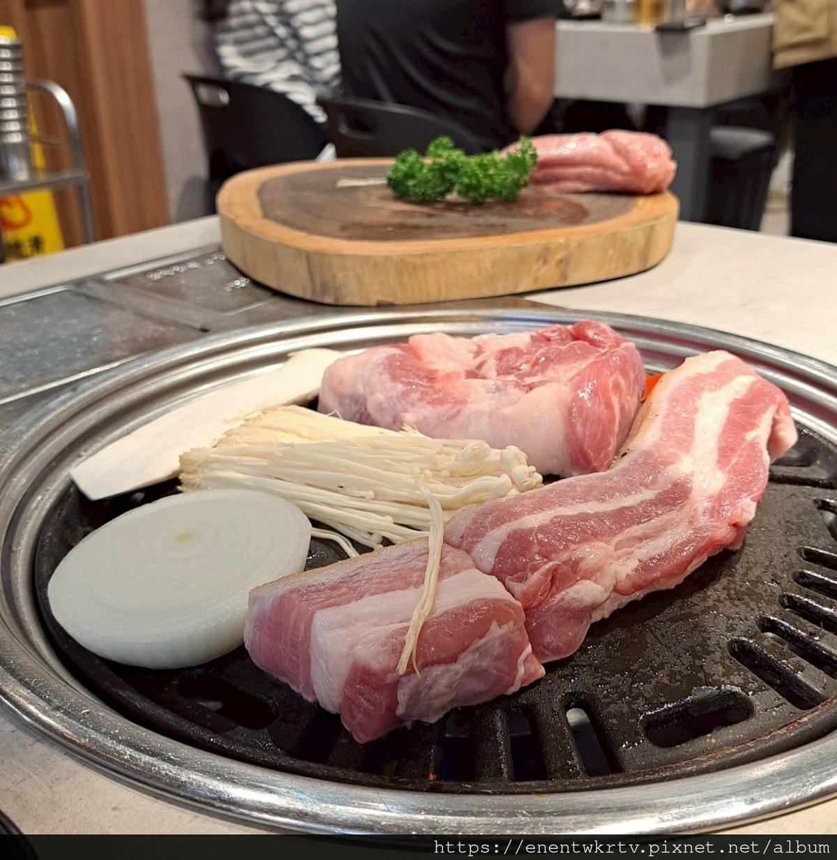 【台北韓式丨台北東區】料韓男韓國熟成烤五花肉丨台北韓式烤肉推